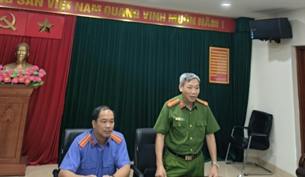 Viện KSND huyện Quốc Oai trực tiếp kiểm sát việc tiếp nhận, thụ lý,...